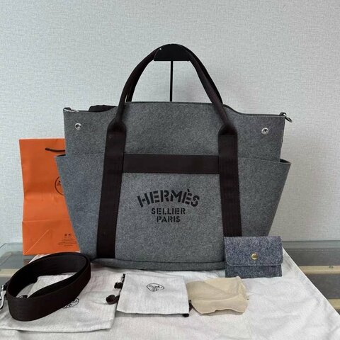 HERMES Grooming bag毛氈款手提馬術包39*33*16 98新配件塵袋