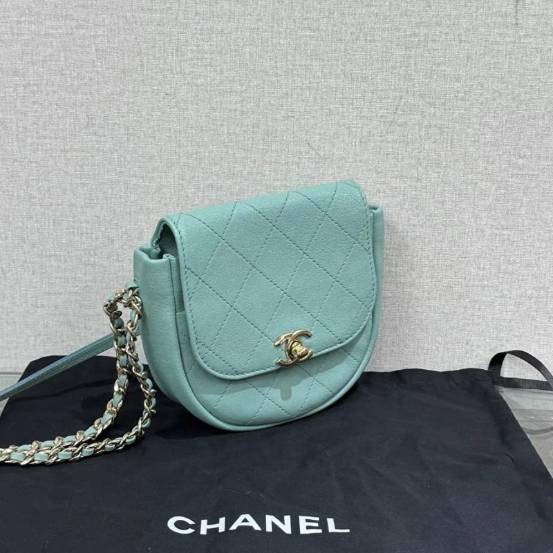 CHANEL 金扣菱格紋肩背斜背包馬鞍包15*13*5 98新配件塵袋-1