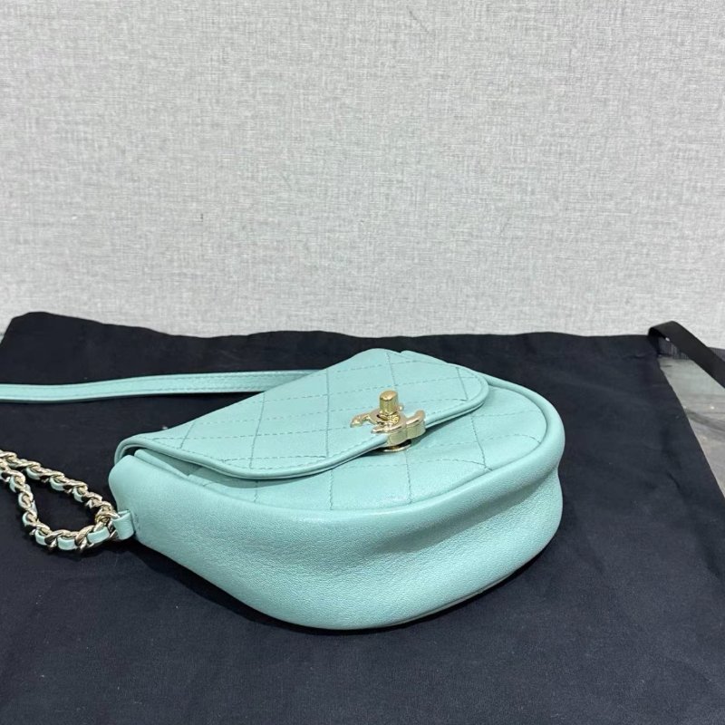 CHANEL 金扣菱格紋肩背斜背包馬鞍包15*13*5 98新配件塵袋-2