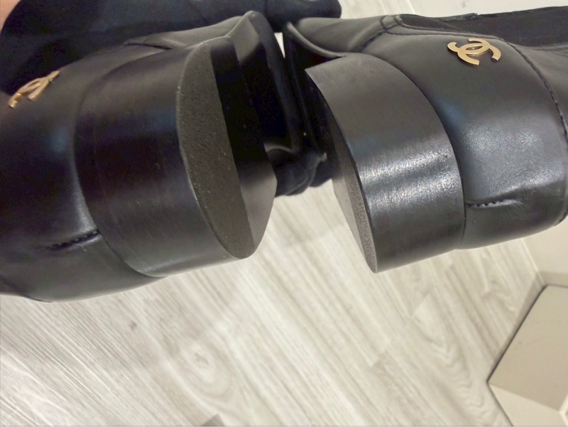 CHANEL 黑色小金Logo短靴 36號-9