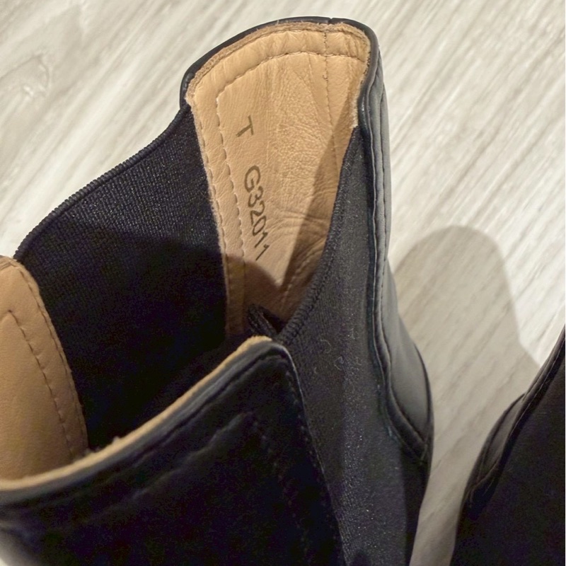 CHANEL 黑色小金Logo短靴 36號-11