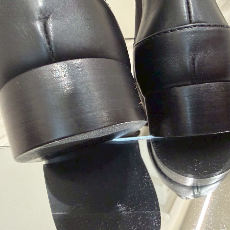 CHANEL 黑色小金Logo短靴 36號-15