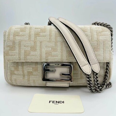 FENDI Baguette米白色銀扣手提肩背斜背包20*13*5 98新配件塵袋