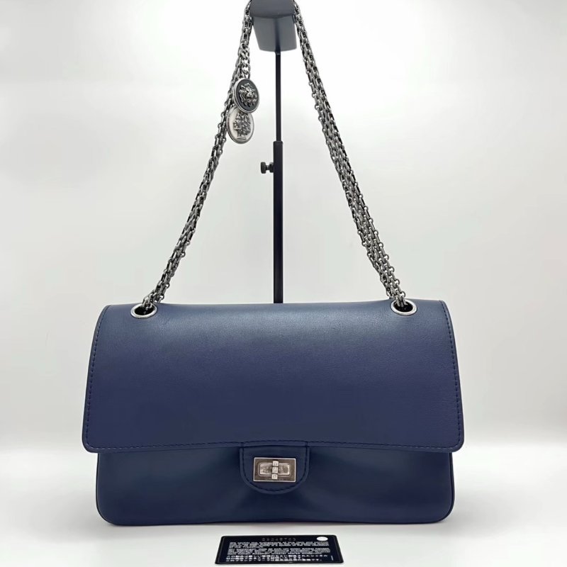 CHANEL 藍色漢堡2.55中號銀幣肩背斜背包28*18*9 98新配件保卡塵袋-0