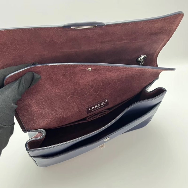 CHANEL 藍色漢堡2.55中號銀幣肩背斜背包28*18*9 98新配件保卡塵袋-1