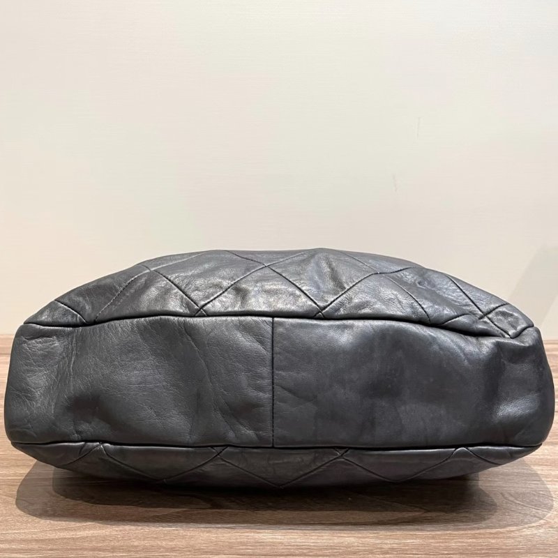 CHANEL 黑銀中古腋下機場包40*26*9 98新配件塵袋-3