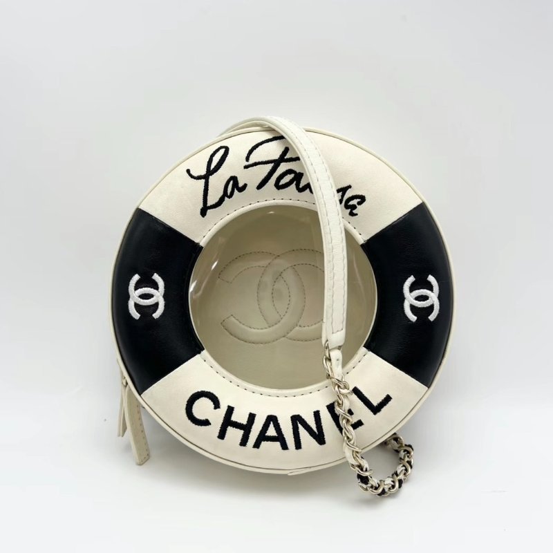 CHANEL 黑白透明游泳圈肩背斜背包18*18*6.5 98新配件塵袋-0