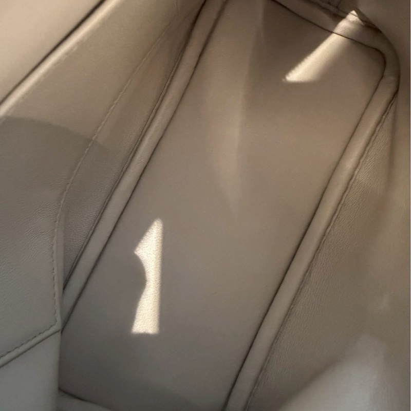 HERMES Mini Bolide 8L 冰川白 B刻-11