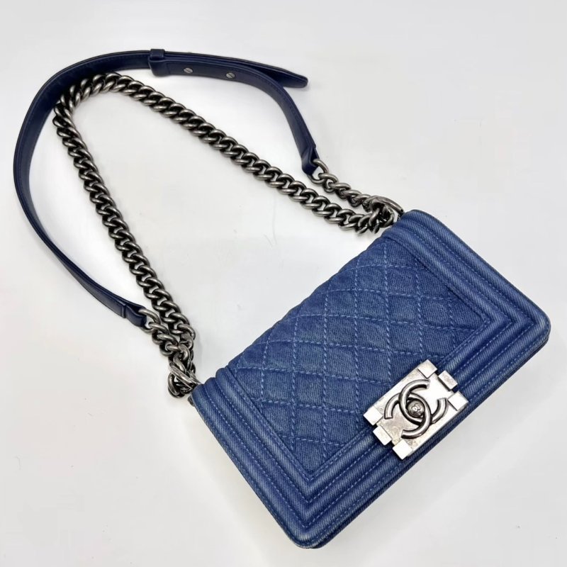 CHANEL 牛仔銀扣Leboy小號肩背斜背鏈條包20*12*6 98新配件塵袋-4