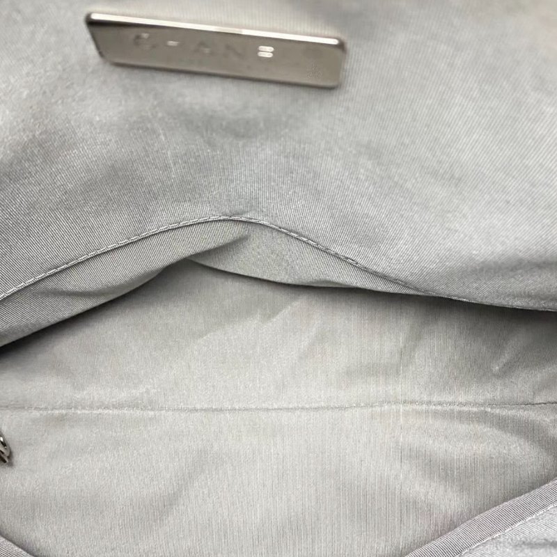 CHANEL 灰色31bag手提肩背包30*41*9 98新配件塵袋購證-1