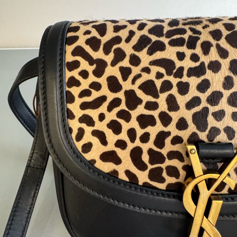 Saint Laurent 限量款小号豹紋Kaia羊皮马鞍包-3