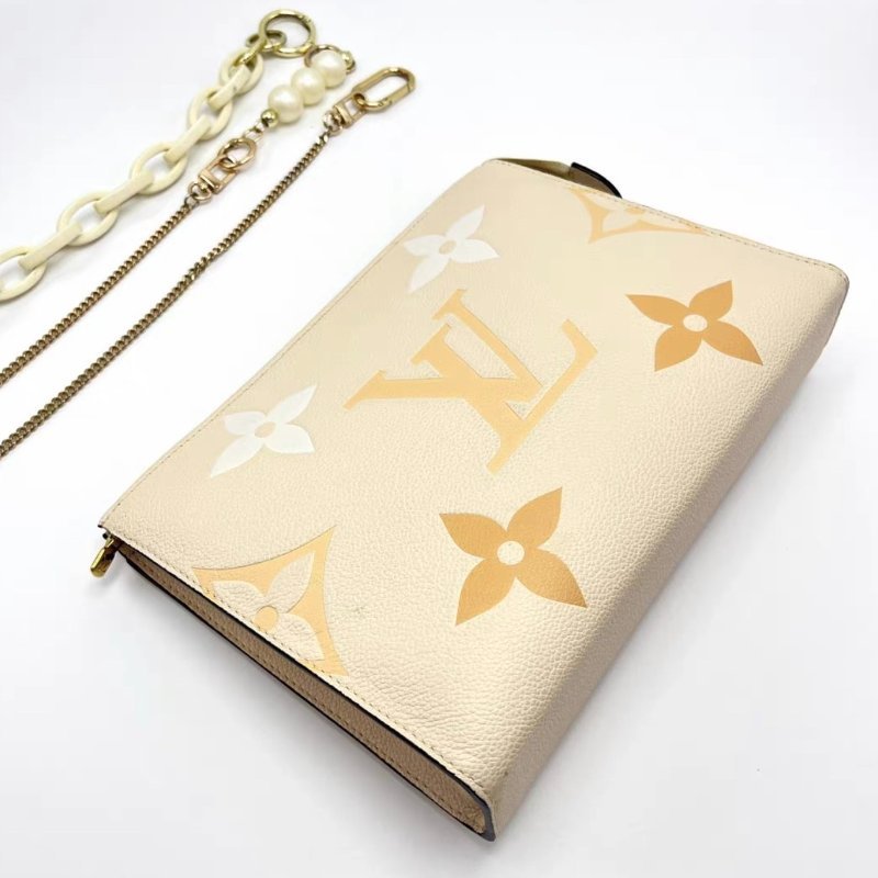 LV 限定全皮壓花香草漸變盥洗包芯片款 26*19.5*5 98新配件塵袋-4