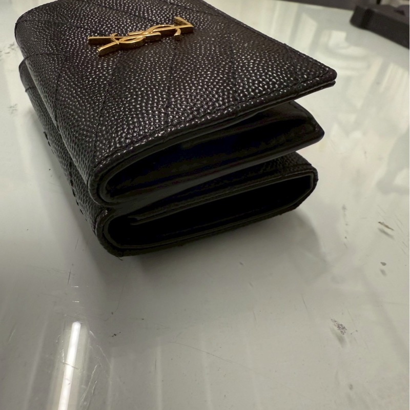 正品 二手 【YSL】Monogram 荔枝皮 皮革 三折開釦 短夾 卡夾 零錢包 黑色 金色-12