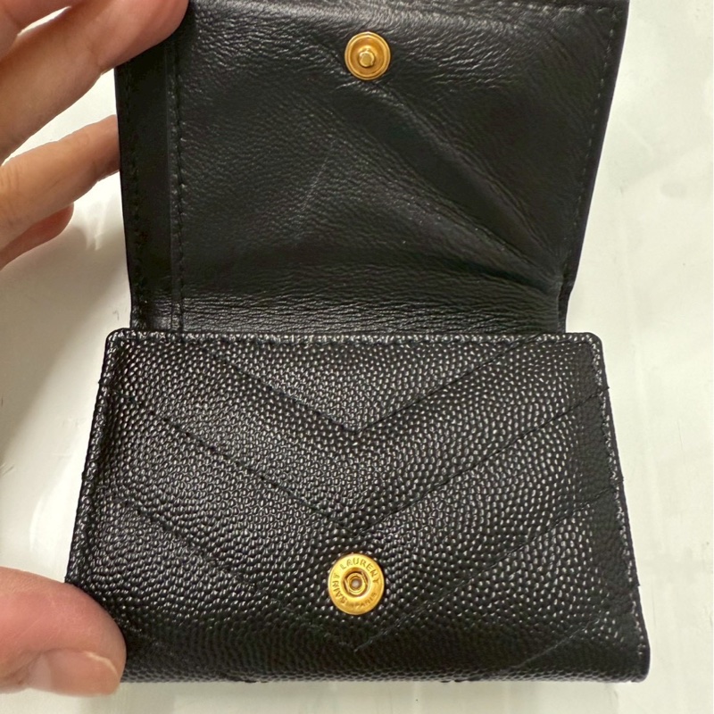 正品 二手 【YSL】Monogram 荔枝皮 皮革 三折開釦 短夾 卡夾 零錢包 黑色 金色-21