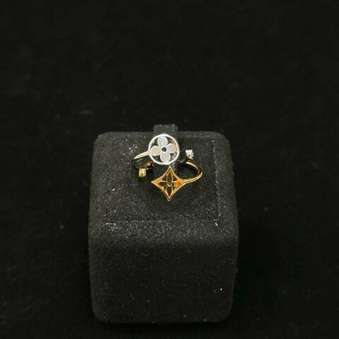 LV 花朵帶鑽戒指45號 98新