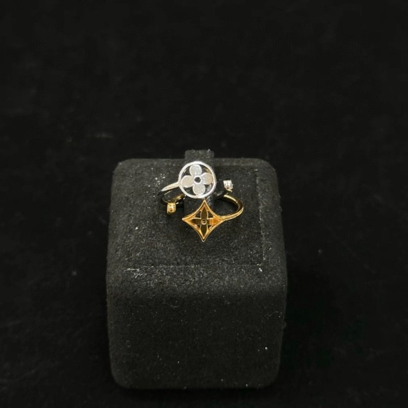 LV 花朵帶鑽戒指45號 98新-0