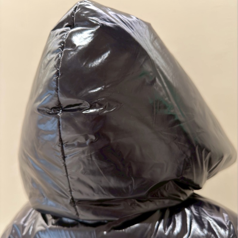 Alexander Wang 黑色短版羽絨連帽外套 S-9