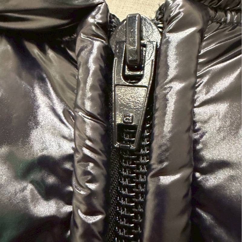 Alexander Wang 黑色短版羽絨連帽外套 S-12