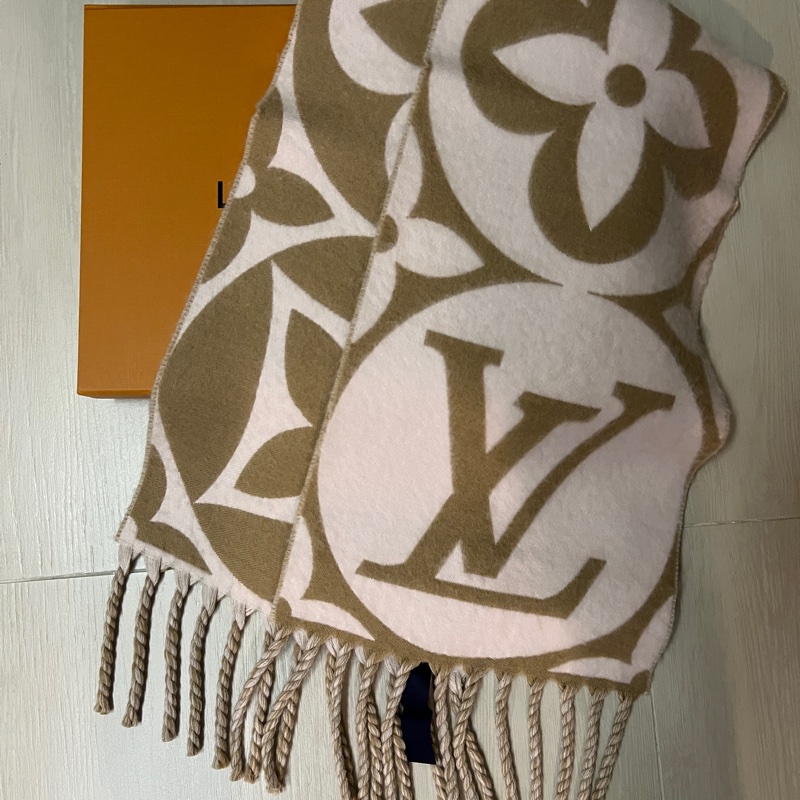 Lv大logo羊毛頸巾-4