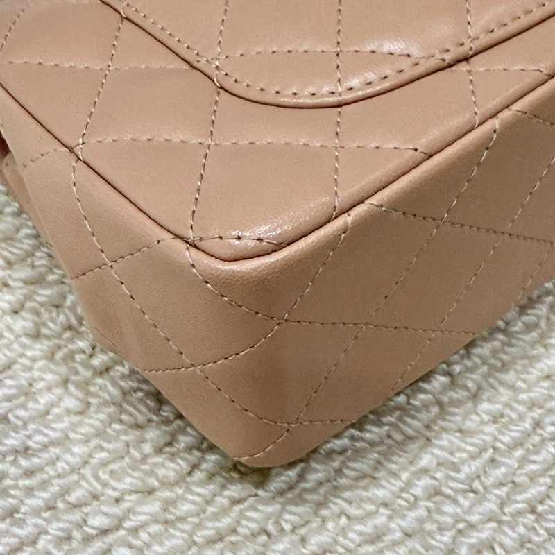 CHANEL - 奶茶色羊皮金釦CF 20cm COCO-9