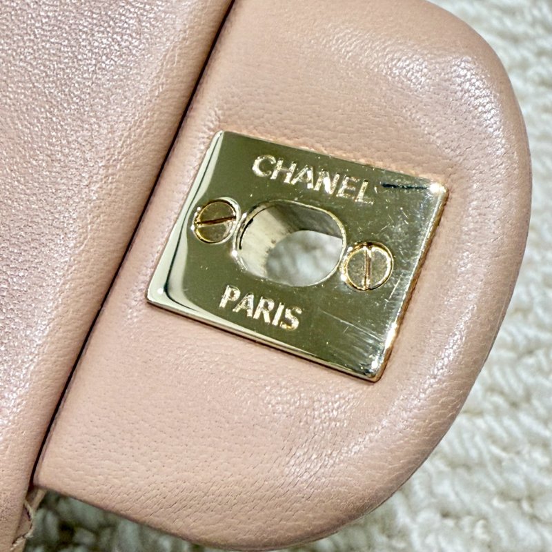 CHANEL - 奶茶色羊皮金釦CF 20cm COCO-14