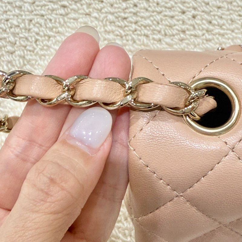 CHANEL - 奶茶色羊皮金釦CF 20cm COCO-20