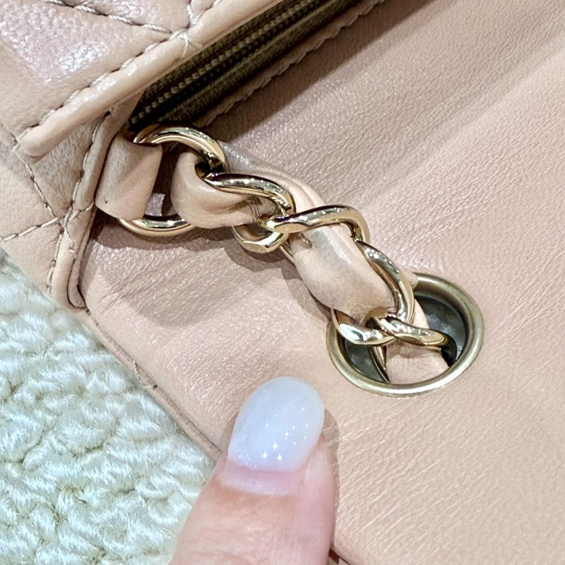 CHANEL - 奶茶色羊皮金釦CF 20cm COCO-22