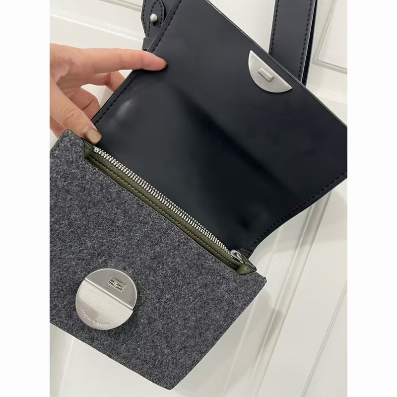 charles&keith 黑色包包-4