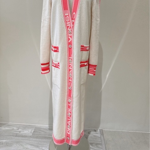 CHANEL 白色粉邊針織長版開衫 36碼