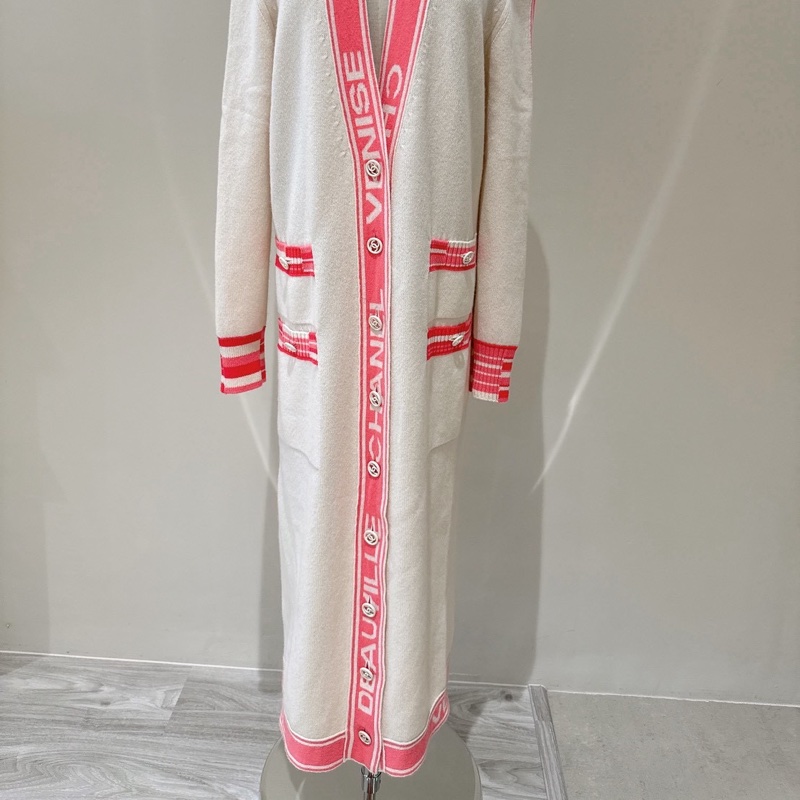 CHANEL 白色粉邊針織長版開衫 36碼-1