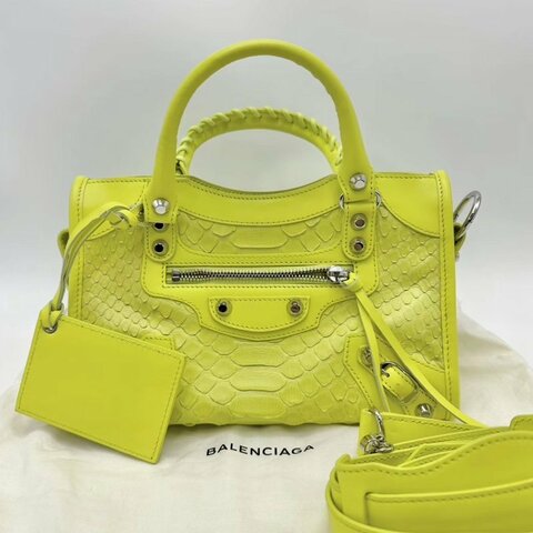 BALENCIAGA 檸檬黃mini蛇皮手提肩背機車包23.8*16*6.3 99新配件塵袋鏡子