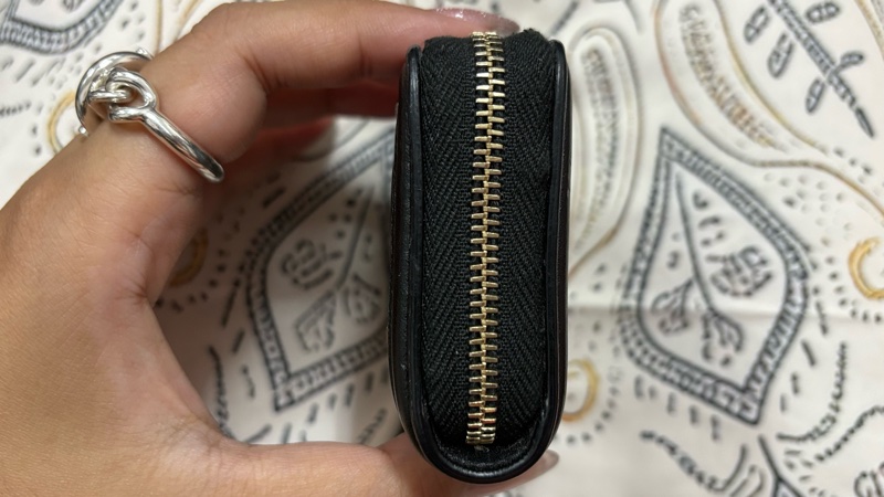 香奈兒 ㄇ型拉鍊零錢卡夾包-2