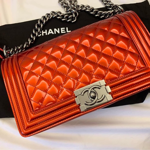 全新品Chanel boy肩背包-5