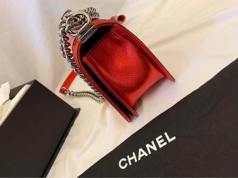 全新品Chanel boy肩背包-8