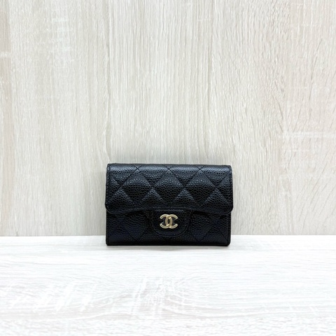 CHANEL黑金荔枝牛皮下蓋卡包AP0214