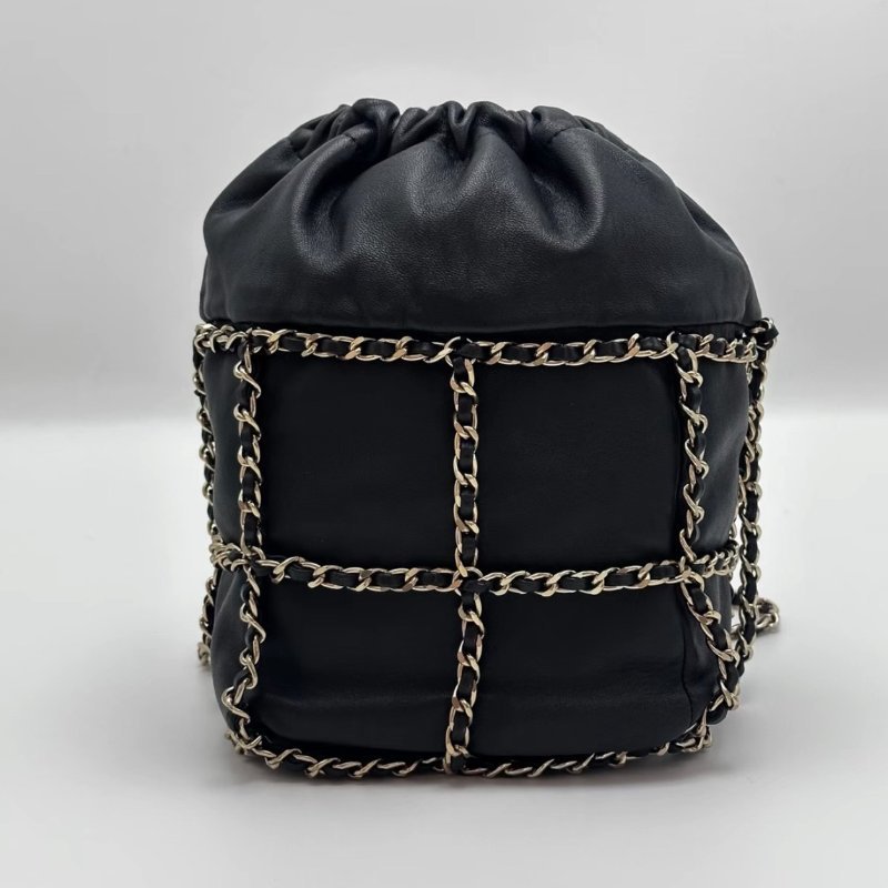CHANEL 黑金鏈條抽繩水桶包 14*21*14 98新配件塵袋保卡-5