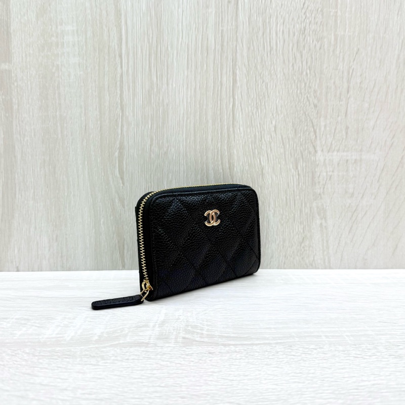 CHANEL黑色荔枝牛皮金釦ㄇ拉零錢卡包AP0216-3