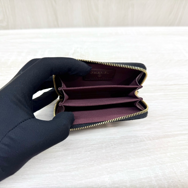 CHANEL黑色荔枝牛皮金釦ㄇ拉零錢卡包AP0216-5