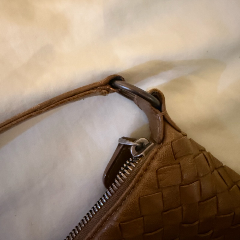 bv飯盒肩背包-11