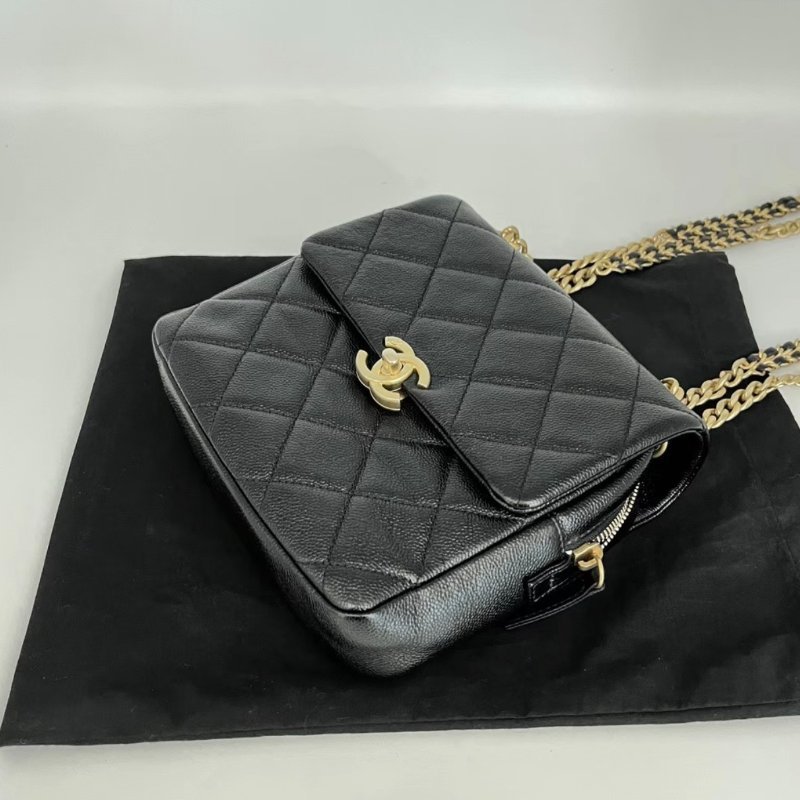 CHANEL 22P黑金荔枝紋後背包 19*18*7 99新配件塵袋-2