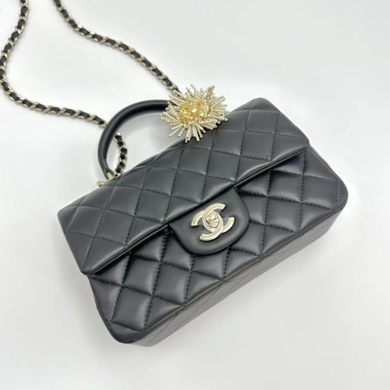 CHANEL 限量獅子頭黑金cf大mini手提包20*12*6 全新閒置配件盒子塵袋-2