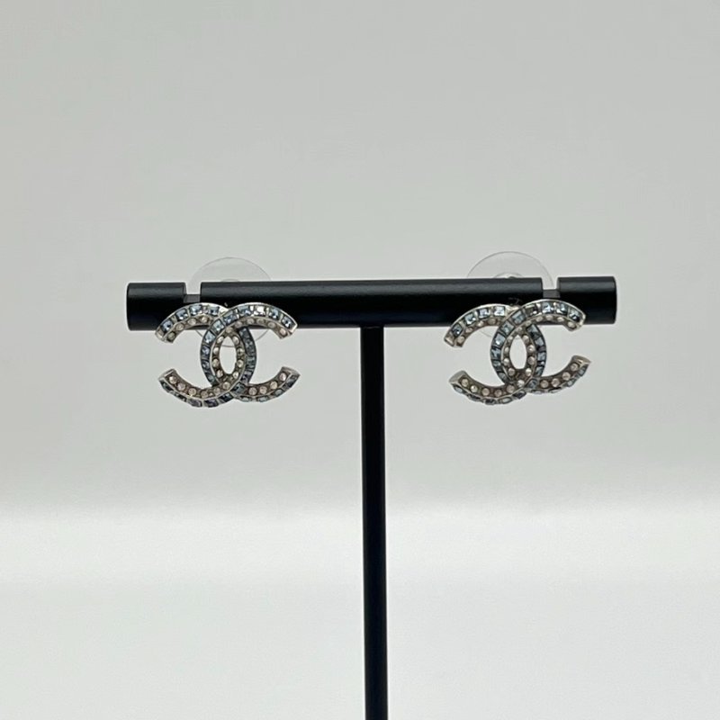 CHANEL 19P雙c水鑽耳釘 98新配件盒子-3