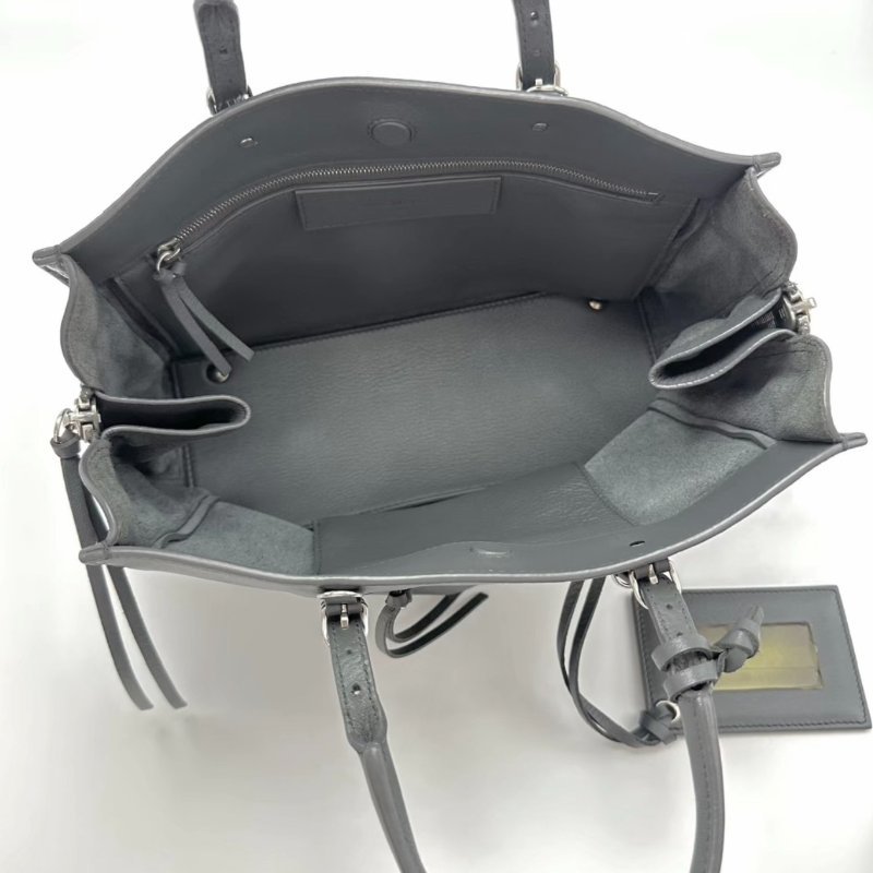 BALENCIAGA 灰色Papier肩背斜背機車包27*19*10.5 98新配件塵袋鏡子-1