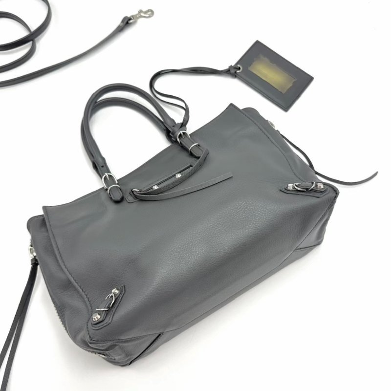BALENCIAGA 灰色Papier肩背斜背機車包27*19*10.5 98新配件塵袋鏡子-2