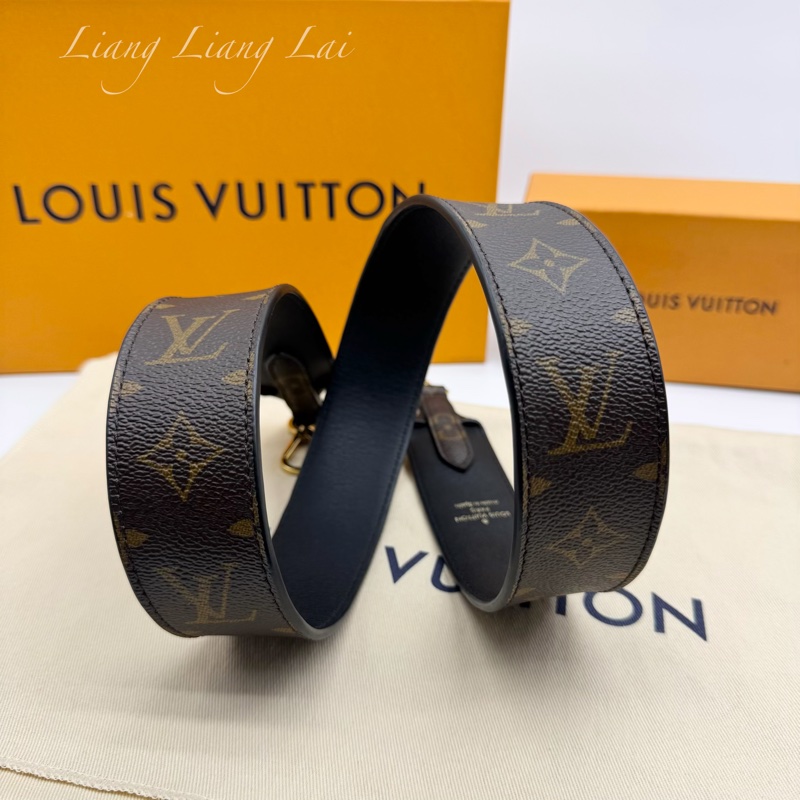 Louis Vuitton LV Monogram 黑色肩背帶-1