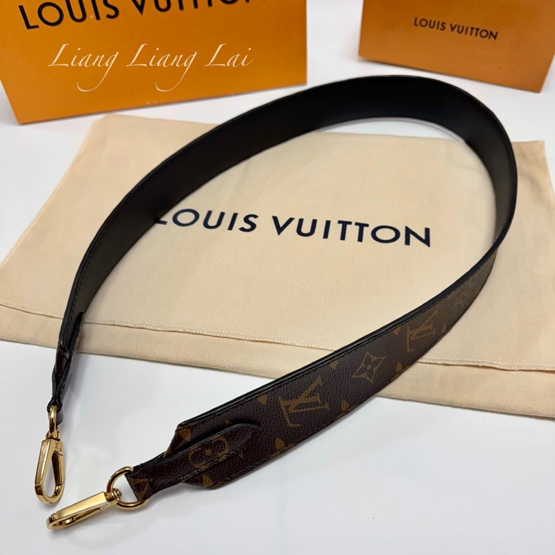Louis Vuitton LV Monogram 黑色肩背帶-15
