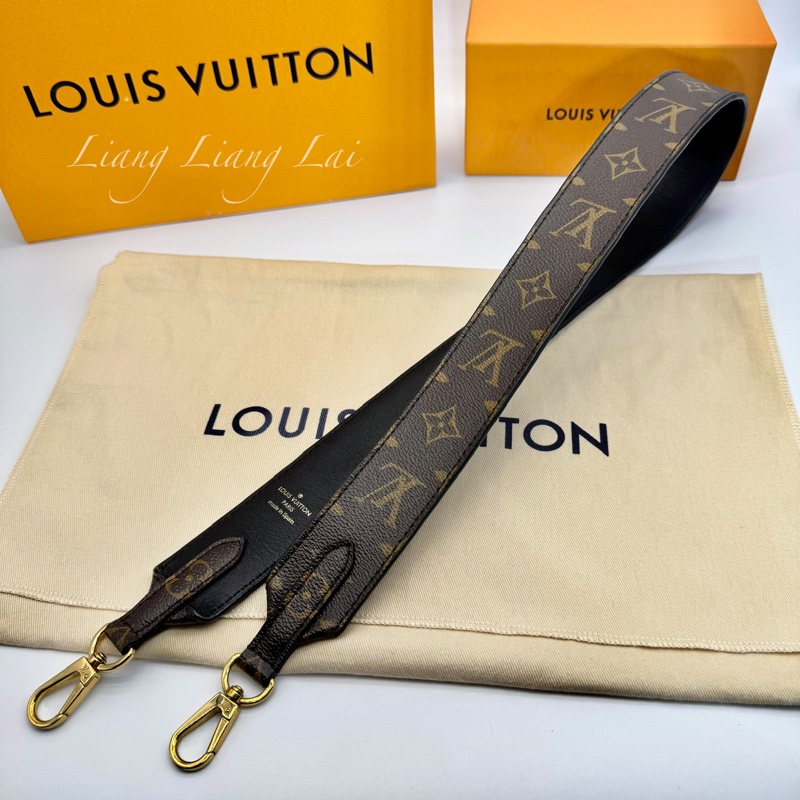 Louis Vuitton LV Monogram 黑色肩背帶-16
