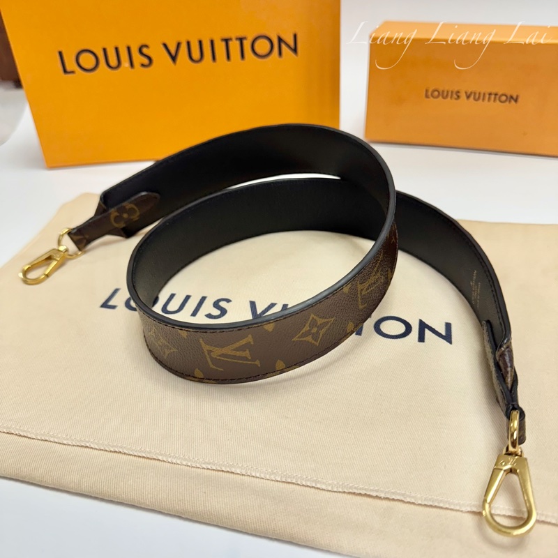 Louis Vuitton LV Monogram 黑色肩背帶-17