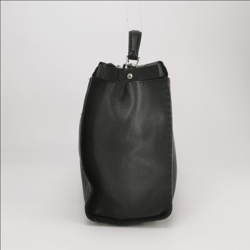 Fendi Peekaboo躲貓貓牛皮小惡魔圖案扭鎖斜挎包單肩包-3