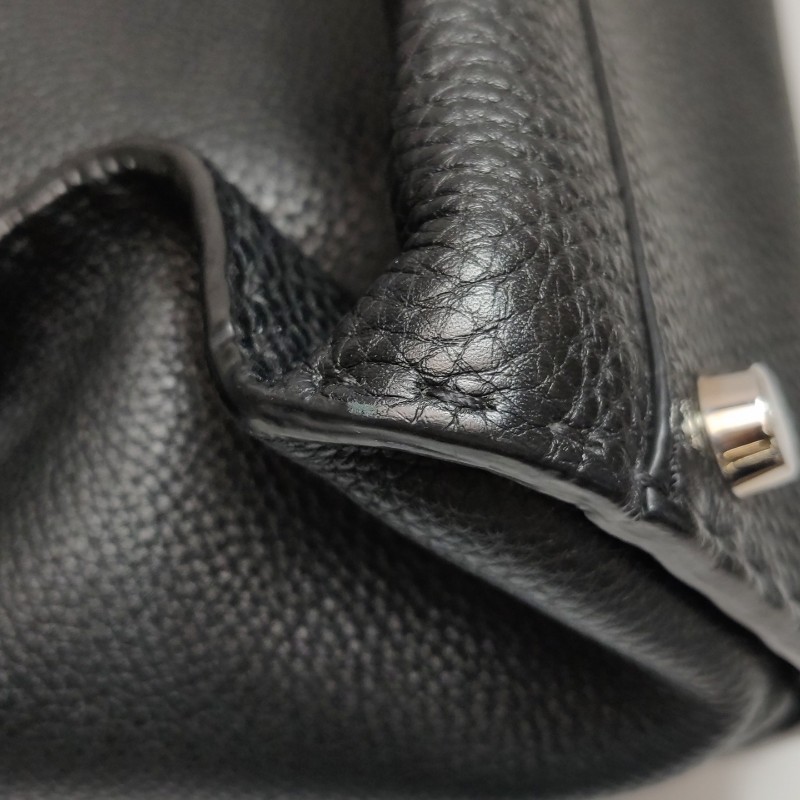 Fendi Peekaboo躲貓貓牛皮小惡魔圖案扭鎖斜挎包單肩包-19